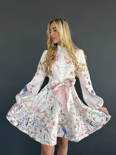 שמלת מילאנה לבנה קצרה