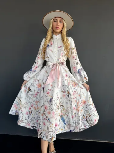 שמלת מילאנה לבנה ארוכה