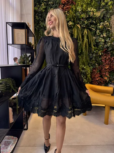 שמלת פריז שחורה